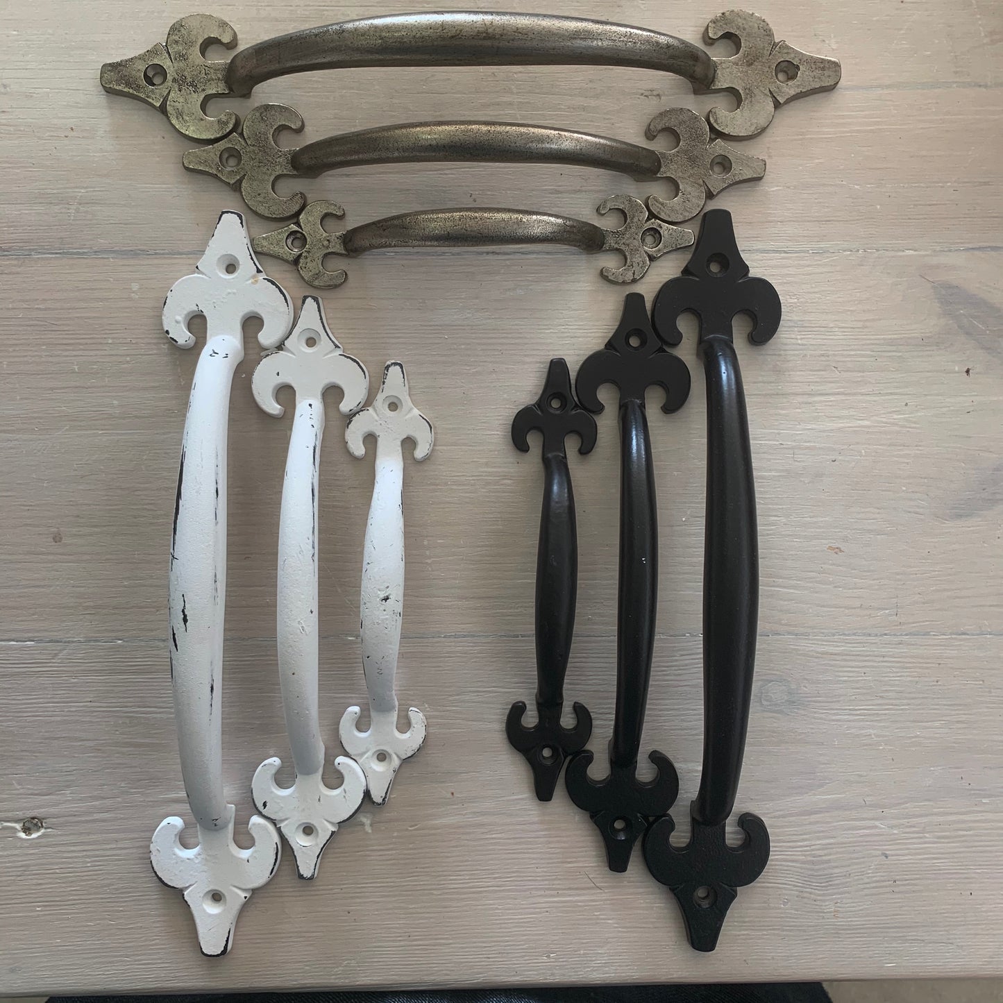 Fleur de Lis metal handles SH1553